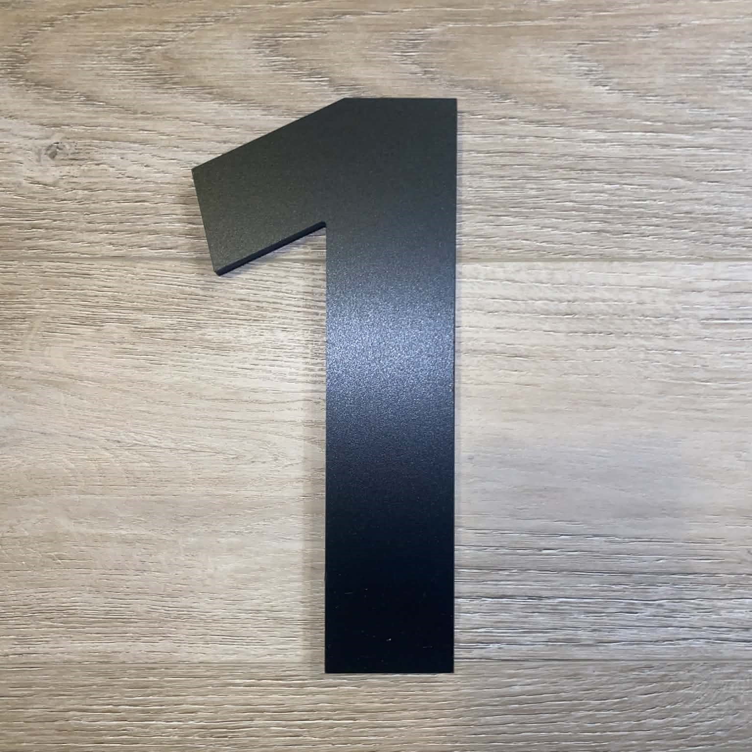 Mat noire - Classique